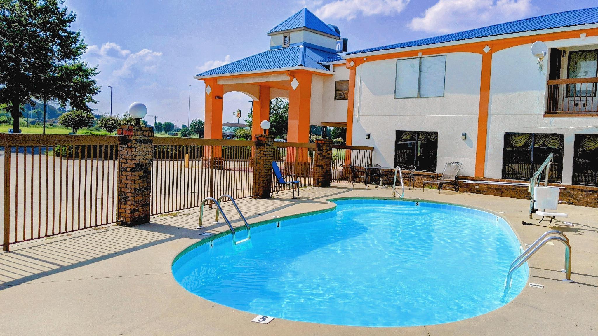 Quality Inn & Suites Decatur Priceville I-65 Ngoại thất bức ảnh